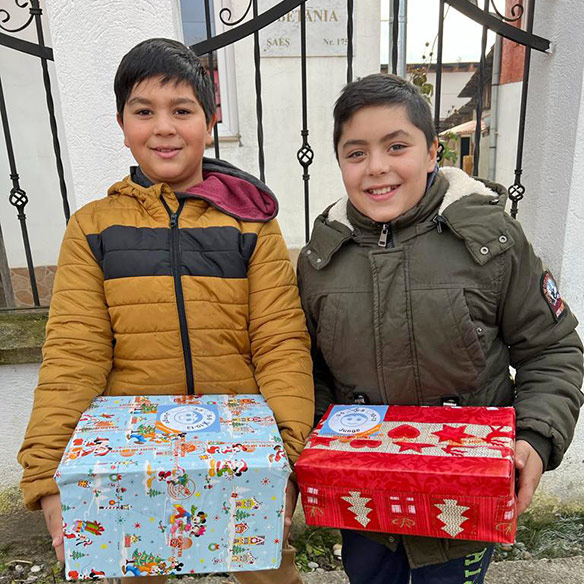 LICHT IM OSTEN - Christmas parcel distribution in Sighișoara - Picture 4