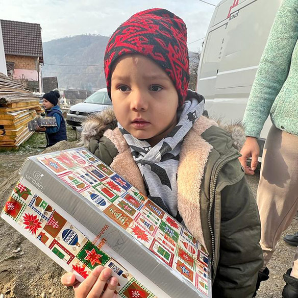 LICHT IM OSTEN - Christmas parcel distribution in Sighișoara - Picture 5